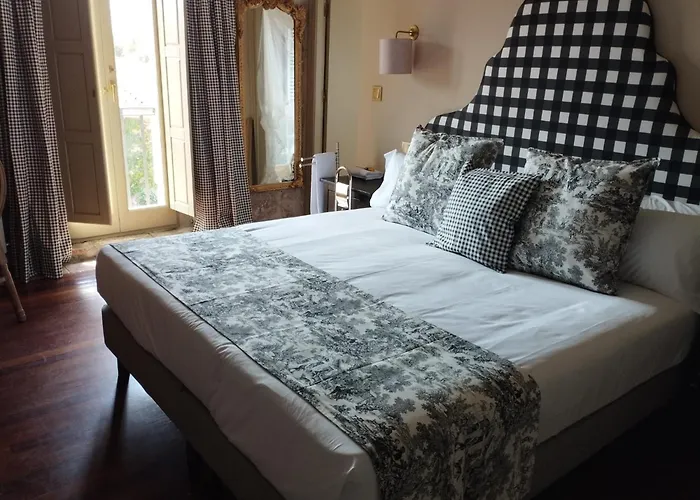 Maison Baron De La Galleta B&B