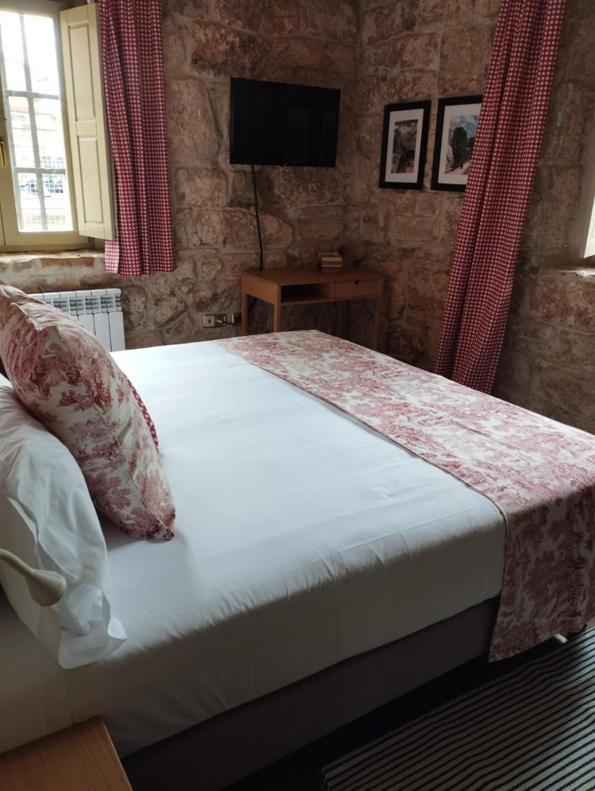 Bed & Breakfast Maison Baron De La Galleta