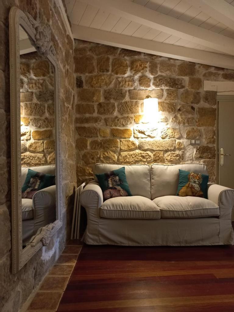 Bed & Breakfast Maison Baron De La Galleta